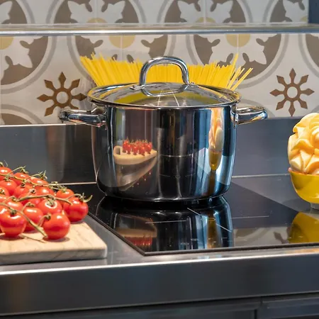 Apartman Duomo-porta Venezia Design Loft Giallo 2 *