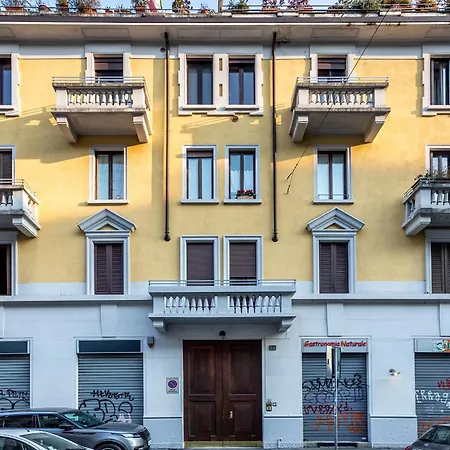 Duomo-porta Venezia Design Loft Giallo 2 * Milánó